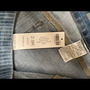 Chico’s Laser Striped Pull on Jeggings